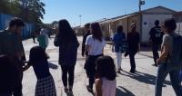 Επίσκεψη στα παιδιά προσφύγων στον Ελαιώνα