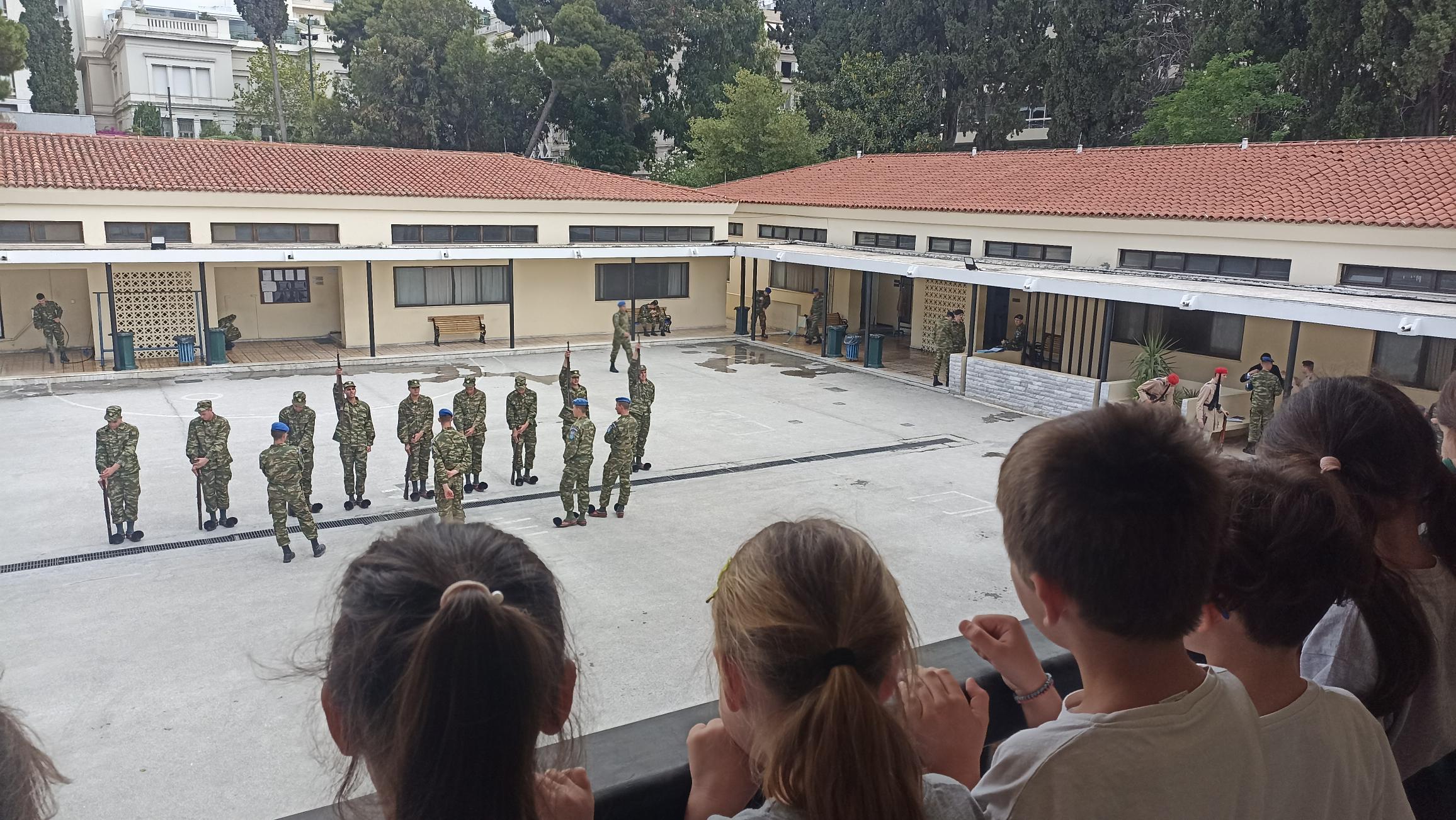 Το Νηπιαγωγείο στην Προεδρική Φρουρά