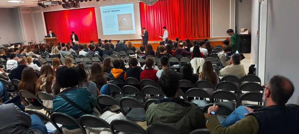 Παρουσιάσεις και posters εργασιών Διώρου A΄Λυκείου