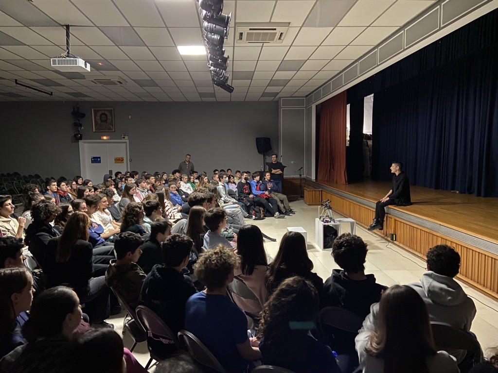 «Το Αμάρτημα της Μητρός μου» στα Αγγλικά 