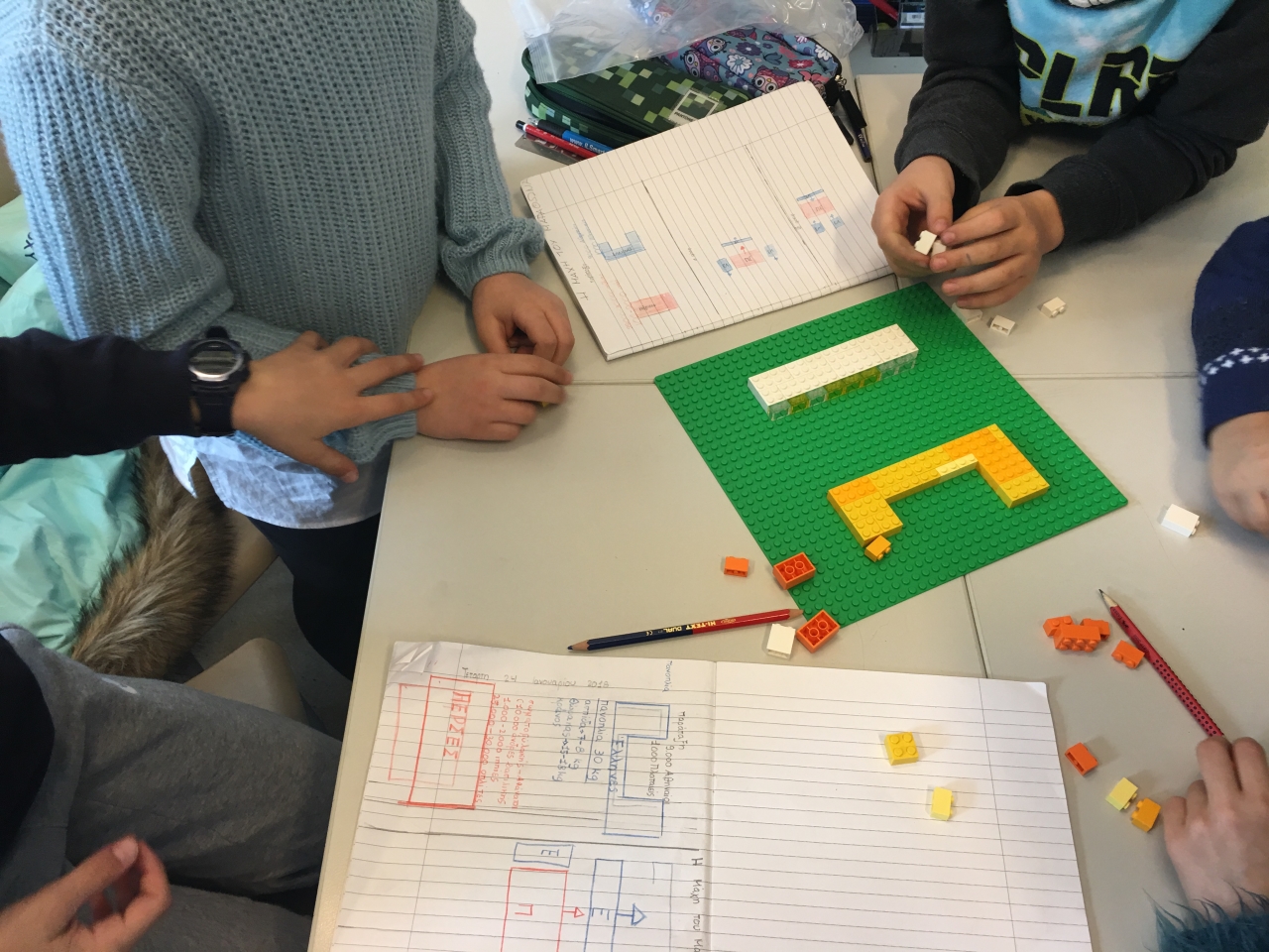 d_dim_-_lego_istoria