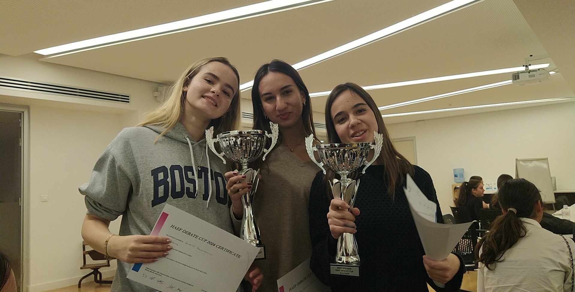 Πρωταθλητές στο HAEF Debate Cup 2024