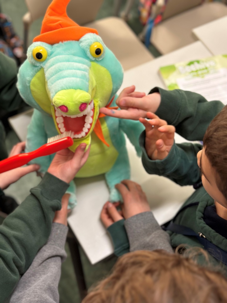 Δόντια καθαρά για όλα τα παιδιά της β’ τάξης