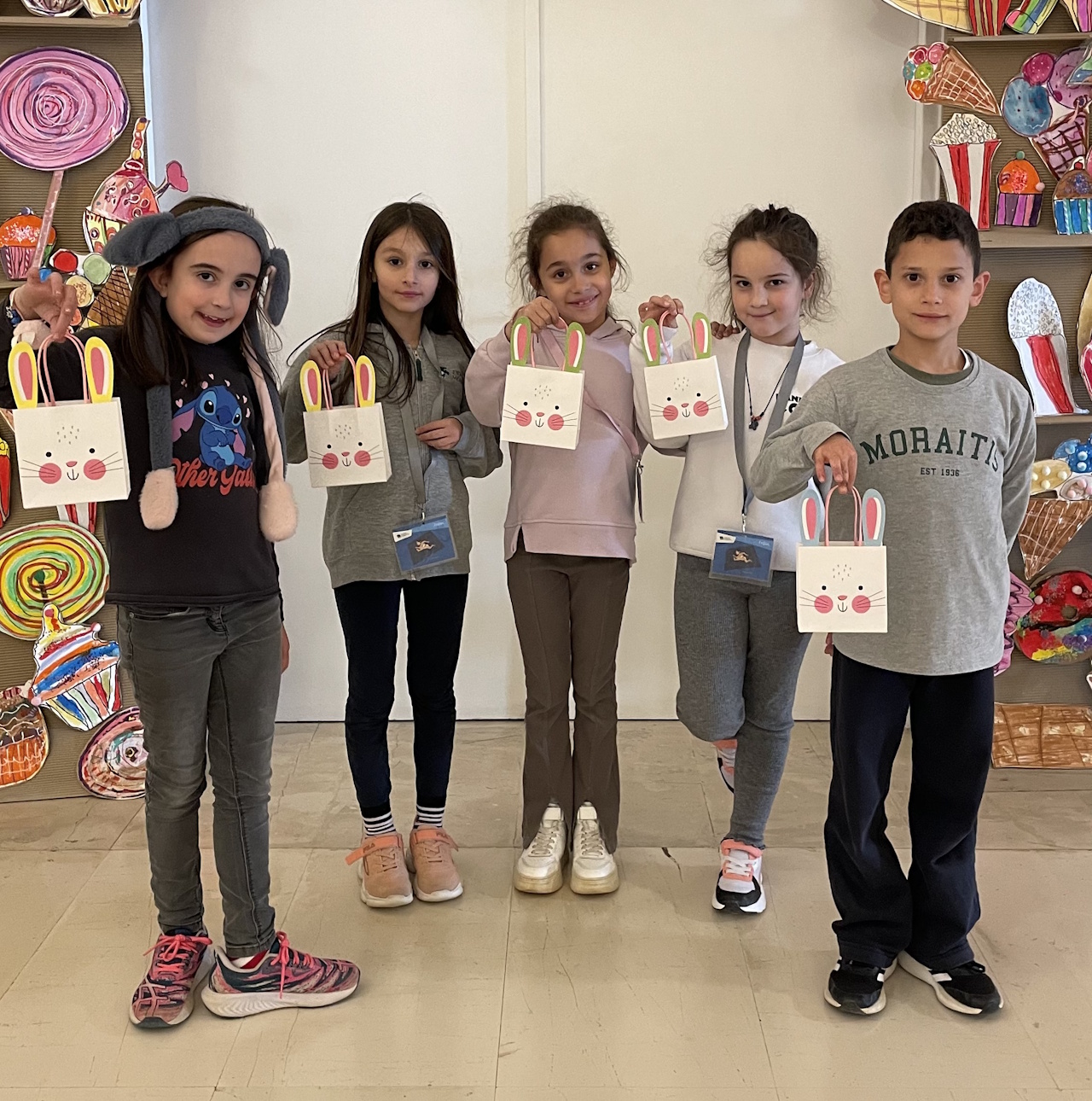 Ο Πασχαλινός λαγός επισκέφτηκε το Τμήμα Γερμανικών