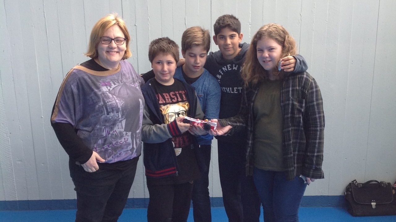 f1_in_schools_-_dimotiko