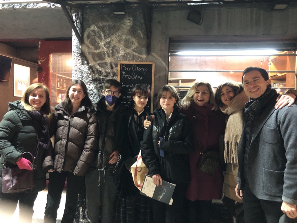 gallika-i_apologia_tis_marie_curie-arhiki