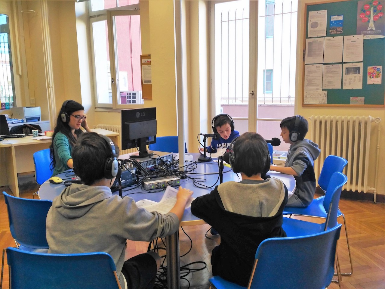 galliko_web_radio_sto_dimotiko