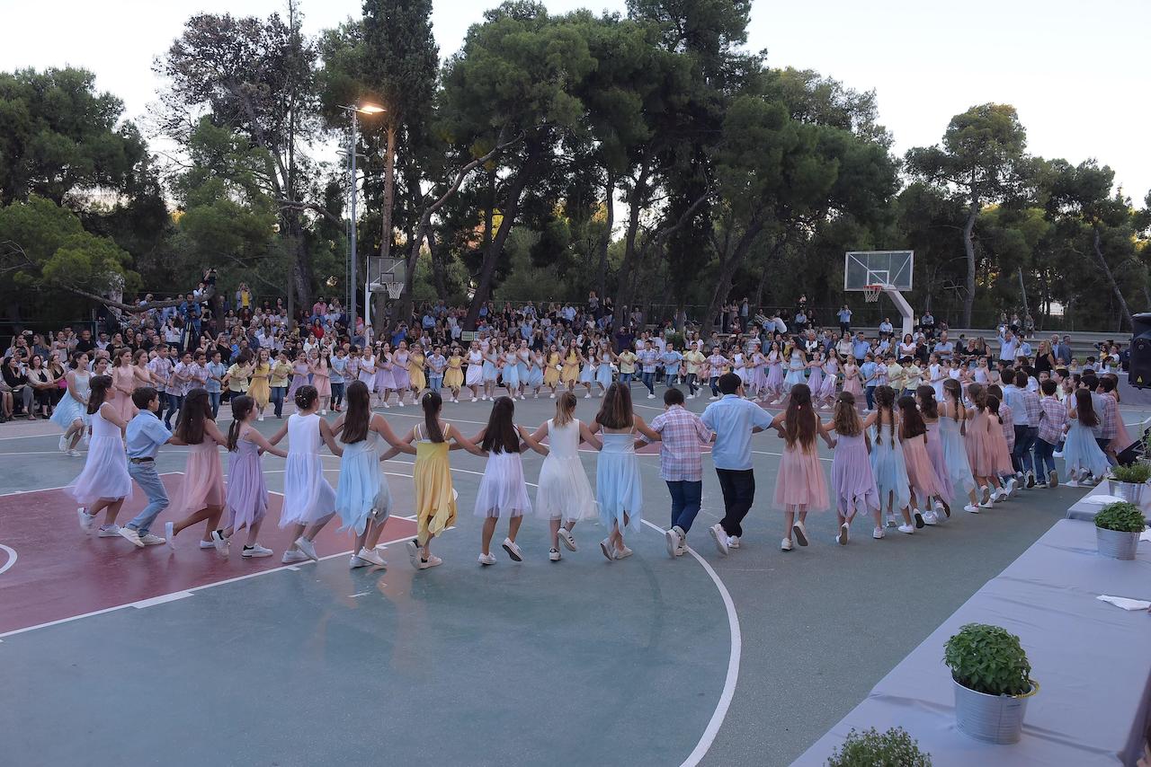 giorti_ellinikon_paradosiakon_horon