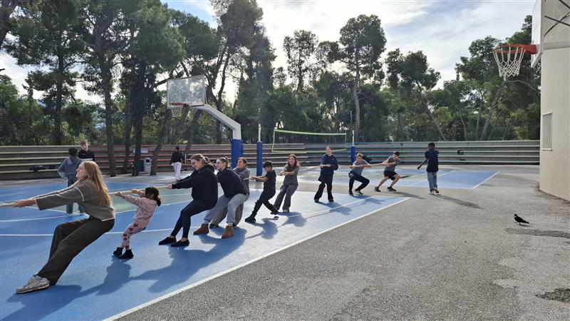 Συνάντηση των του τμήματος γ3 με τα παιδιά που φιλοξενούνται στη Home Project