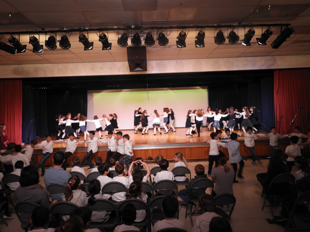 i_25i_martioy_sto_mikro_dimotiko