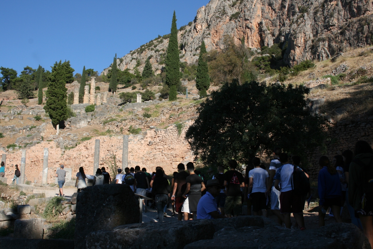 ib_ekdromi_stoys_delfoys