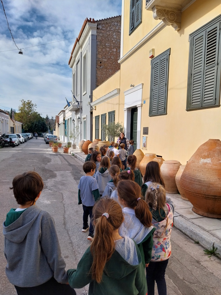 Η α’ Δημοτικού στο Μουσείο Νεώτερης Κεραμικής 