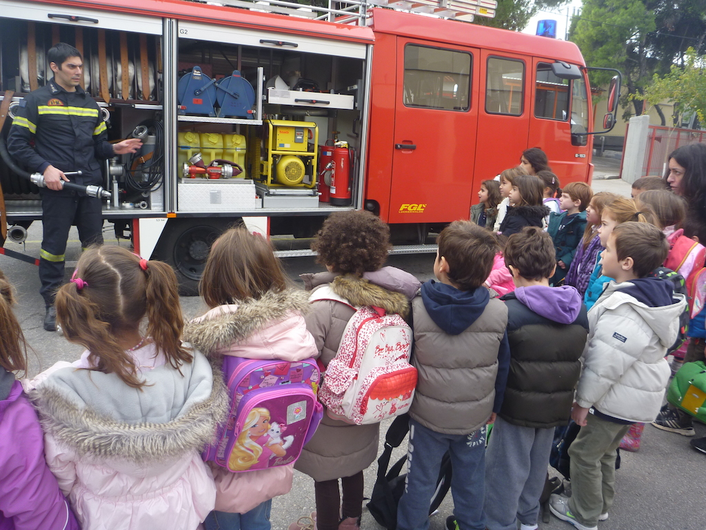H Κίτρινη Τάξη στην Ακαδημία της Πυροσβεστικής - Κεντρική Εικόνα
