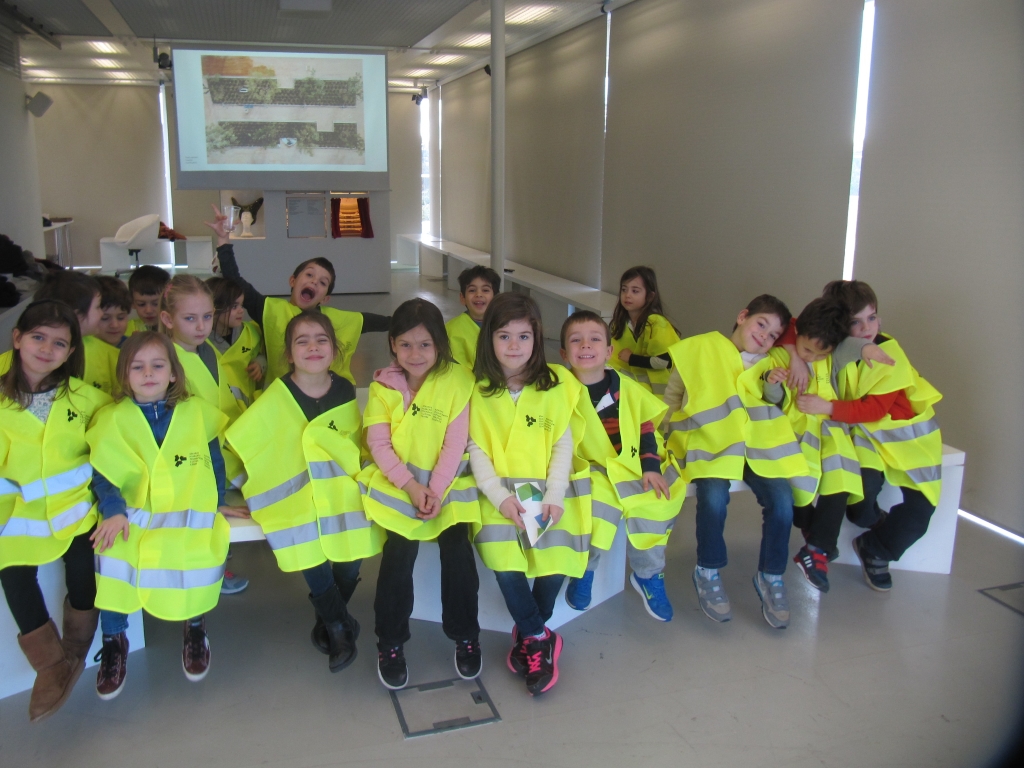 kokkini_taksi_kentro_episkepton