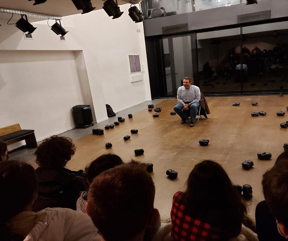 «Αναφορά σε μια Ακαδημία»