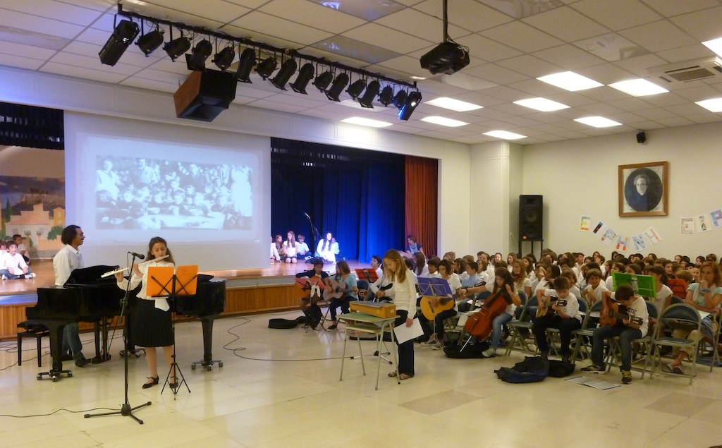 Η γιορτή της 28ης Οκτωβρίου στο Μεγάλο Δημοτικό - Κεντρική Εικόνα