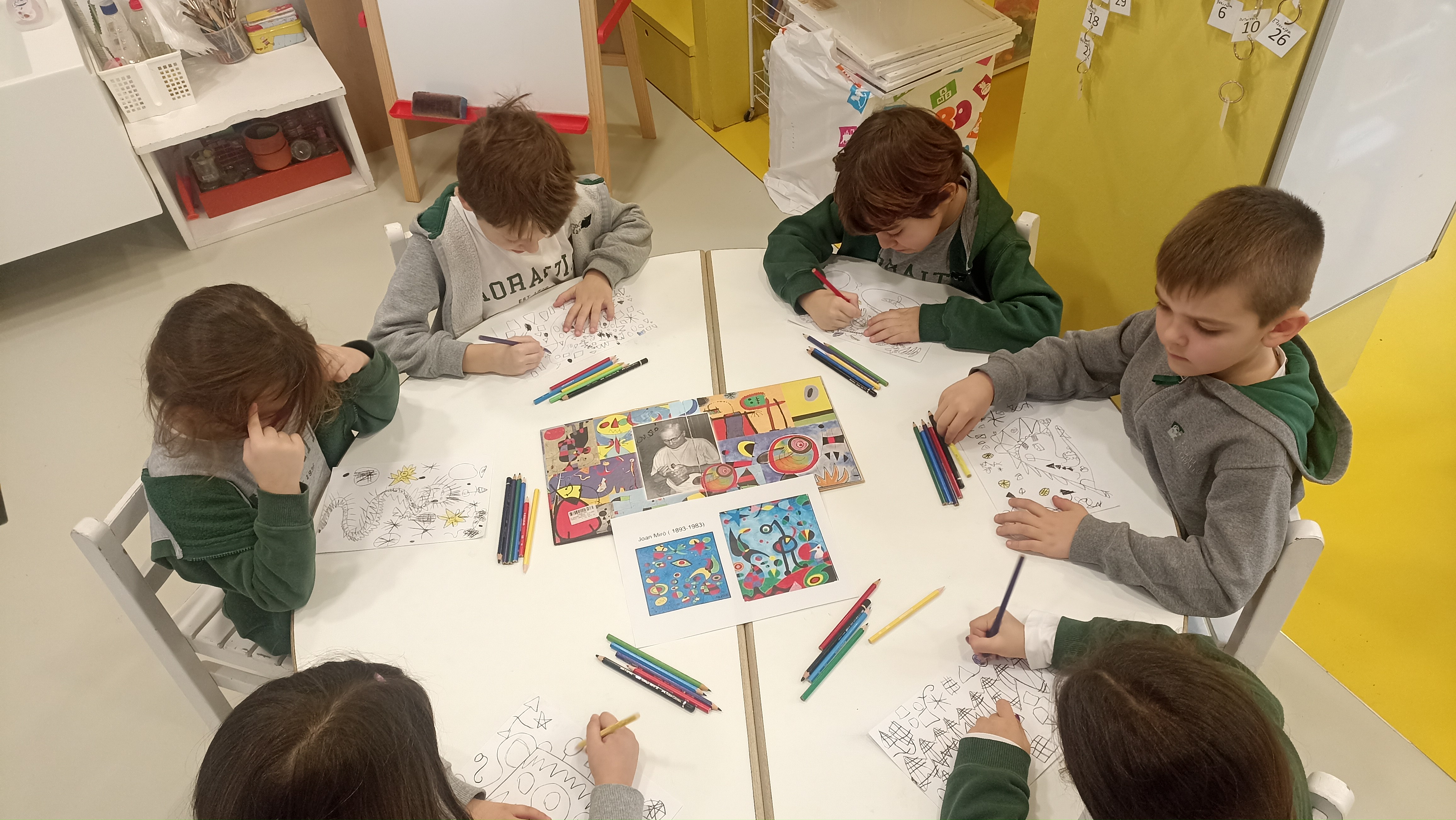 Η Κίτρινη Τάξη ανακαλύπτει τα συναισθήματα 