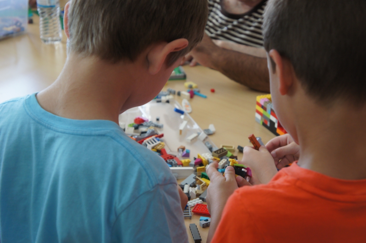 «Νοιάζομαι και Δρω»