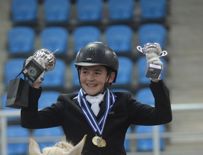 panellinionikis_stin_ippiki_dexiotehnia