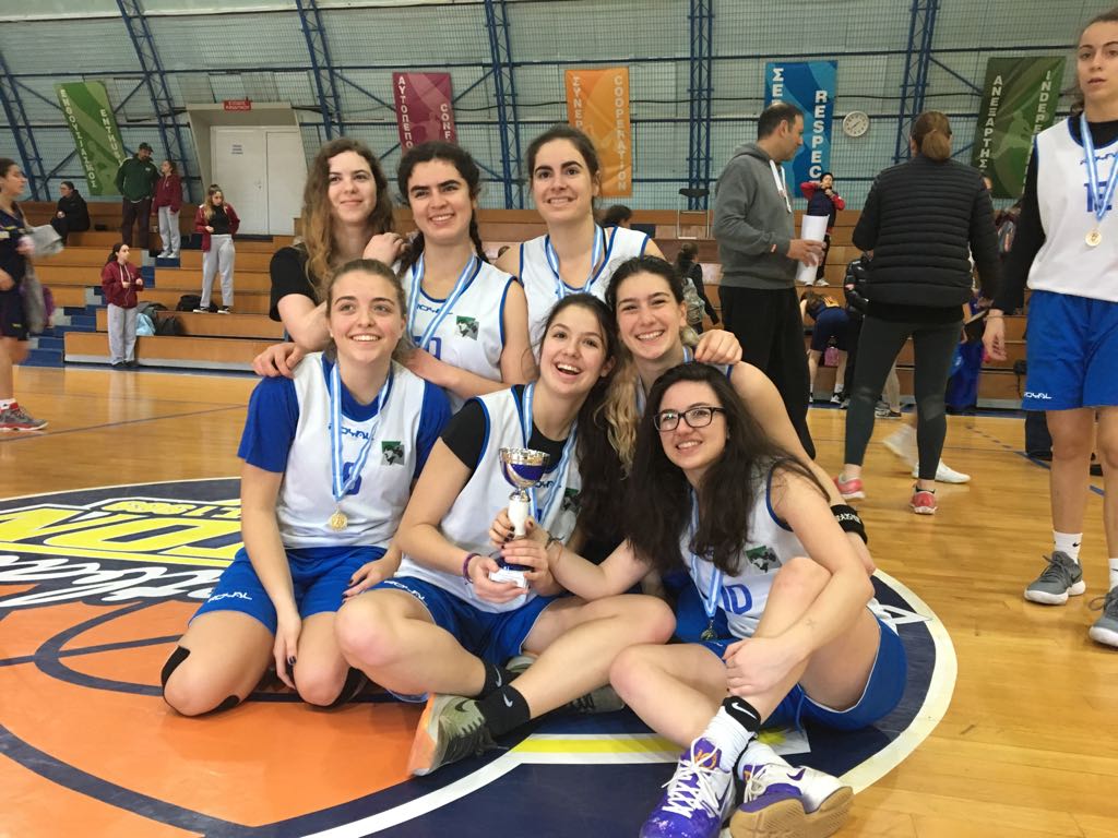 proti_thesi_gia_tin_omada_mpasket_koritsion