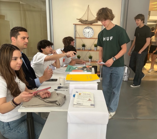 Πρόβα εκλογών στο International Baccalaureate της Σχολής Μωραΐτη.