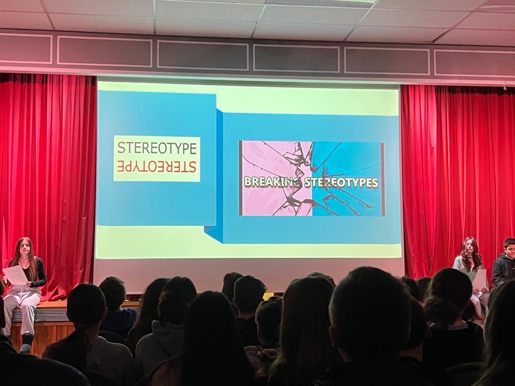 stereotypa_ston_athlitismo_athlites_kai_athlitries_poy_ta_katerripsan