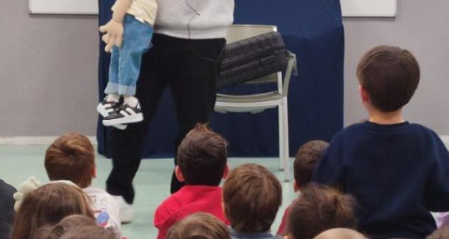 Βιβλιοπαρουσίαση χριστουγεννιάτικου βιβλίου στα Προνήπια Βιβλιοπαρουσίαση χριστουγεννιάτικου βιβλίου στα Προνήπια