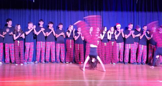 Γιορτή Χριστουγέννων Γυμνασίου