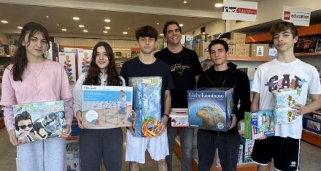Το προεδρείο της Μαθητικής Κοινότητας Γυμνασίου σε συνεργασία με την ΜΚΟ +Πλευση