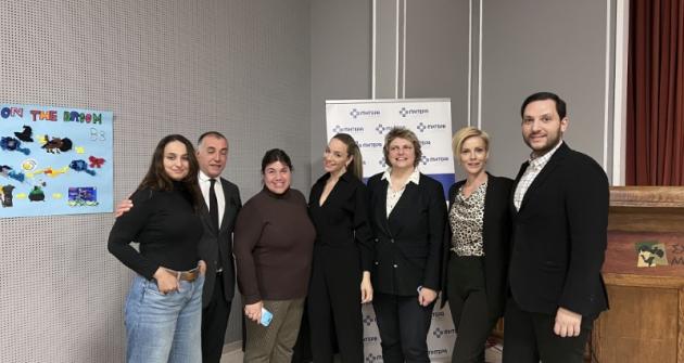 Νεανικές Σχέσεις και Ζητήματα Πρόληψης για τη β΄ και γ΄ Γυμνασίου Νεανικές Σχέσεις και Ζητήματα Πρόληψης για τη β΄ και γ΄ Γυμνασίου