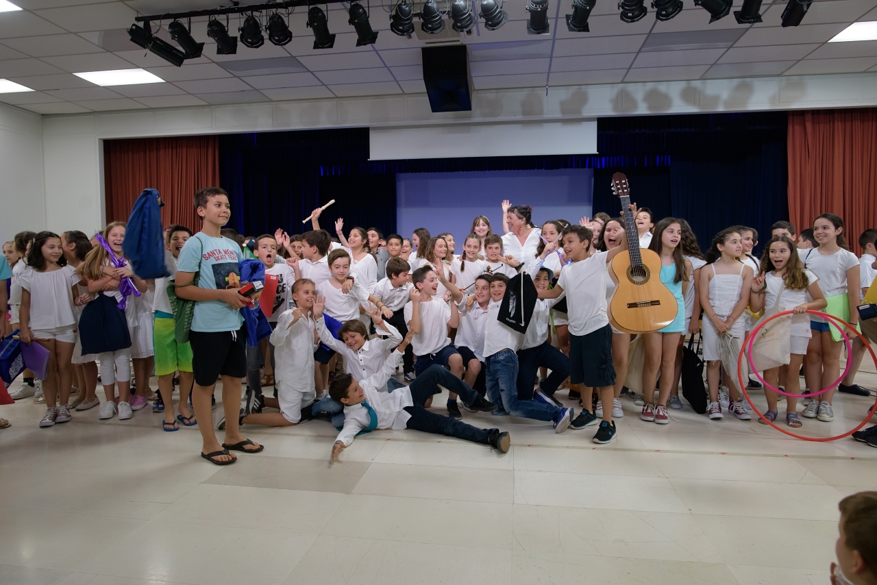 taxidi_sto_galazio_ton_poiimaton