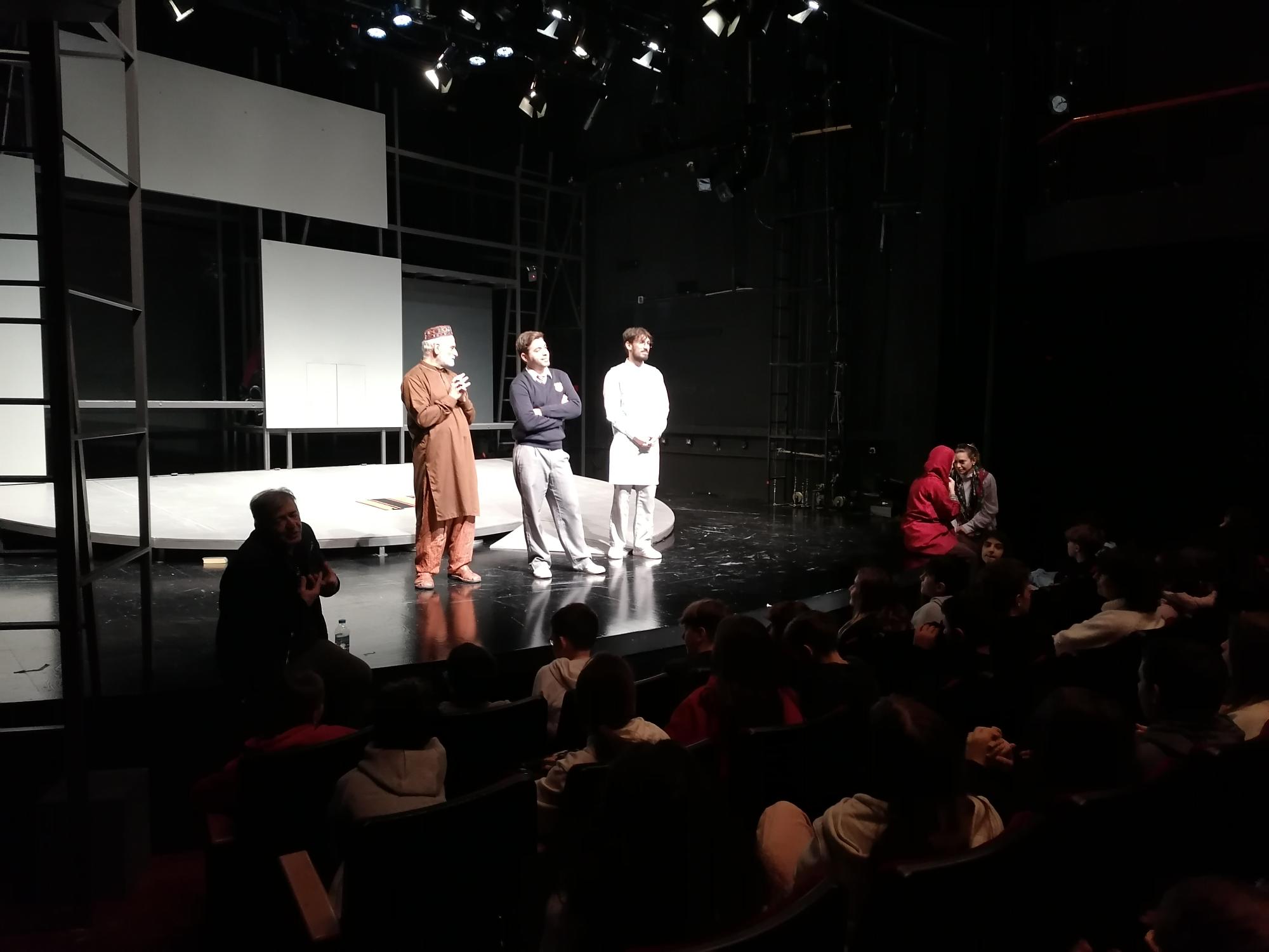 Επίσκεψη α΄ Γυμνασίου στο Θέατρο Άλμα