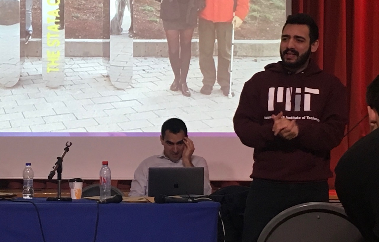 H τρίτη «Ημέρα χωρίς μάθημα» για την Β΄ Λυκείου με θεματικό άξονα «Στόχοι, όνειρα, σχέδια ζωής, επαγγέλματα και επιλογές» πραγματοποιήθηκε την Τετάρτη 12 Φεβρουαρίου. Οι δραστηριότητες περιελάμβαναν: •	Παρακολούθηση εκπαιδευτικού υλικού και ομιλιών TEDX γ