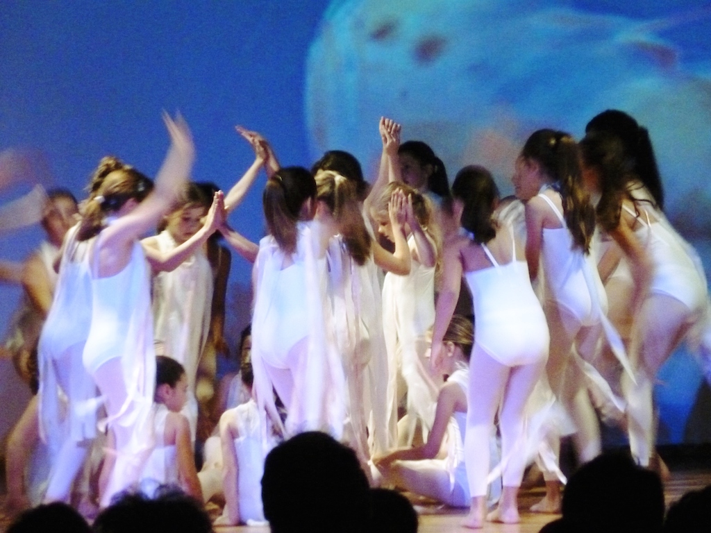 Η παράσταση του Χορευτικού Εργαστηρίου